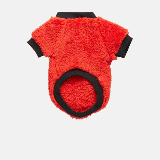Pulover din plus rosu cu inima neagra pentru caini, cu mansete negre