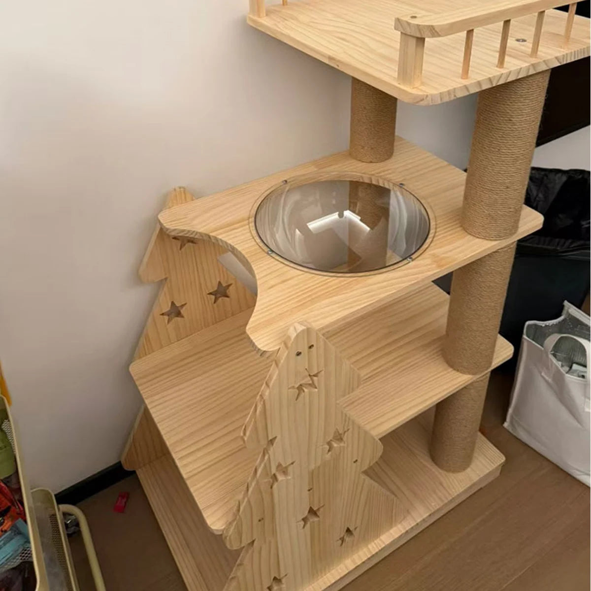 Ansamblu de catarat pentru pisici tip piramida, din MDF, 59 cm