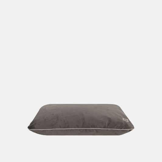Culcus pentru caini tip perna, textil catifelat taupe, cu vipusca